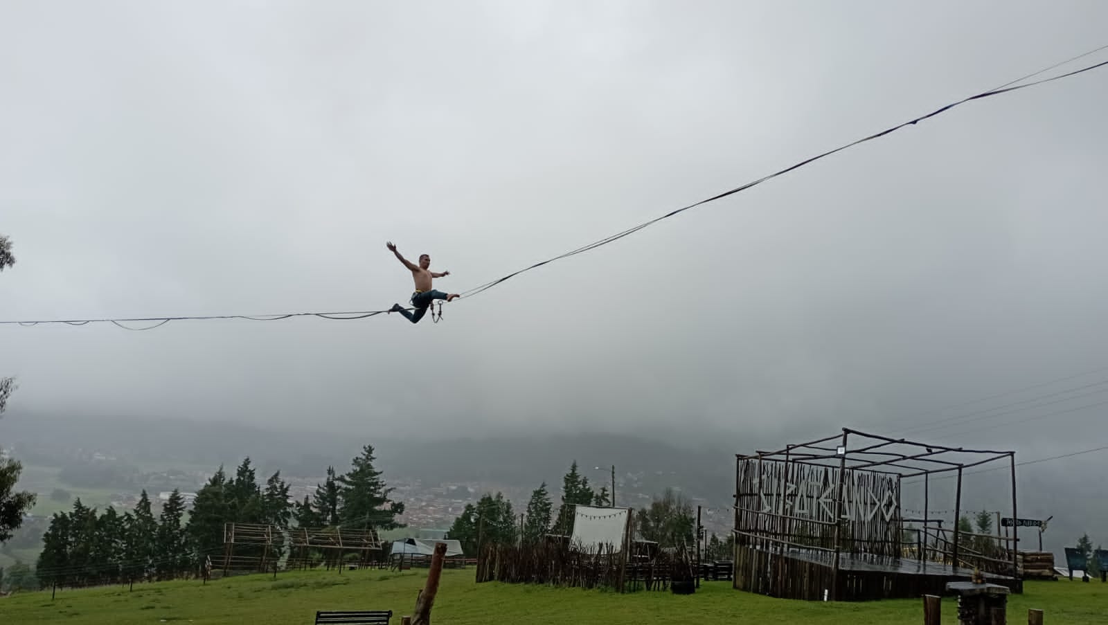 Suacha busca récord nacional de cuerda highline más larga de Colombia.